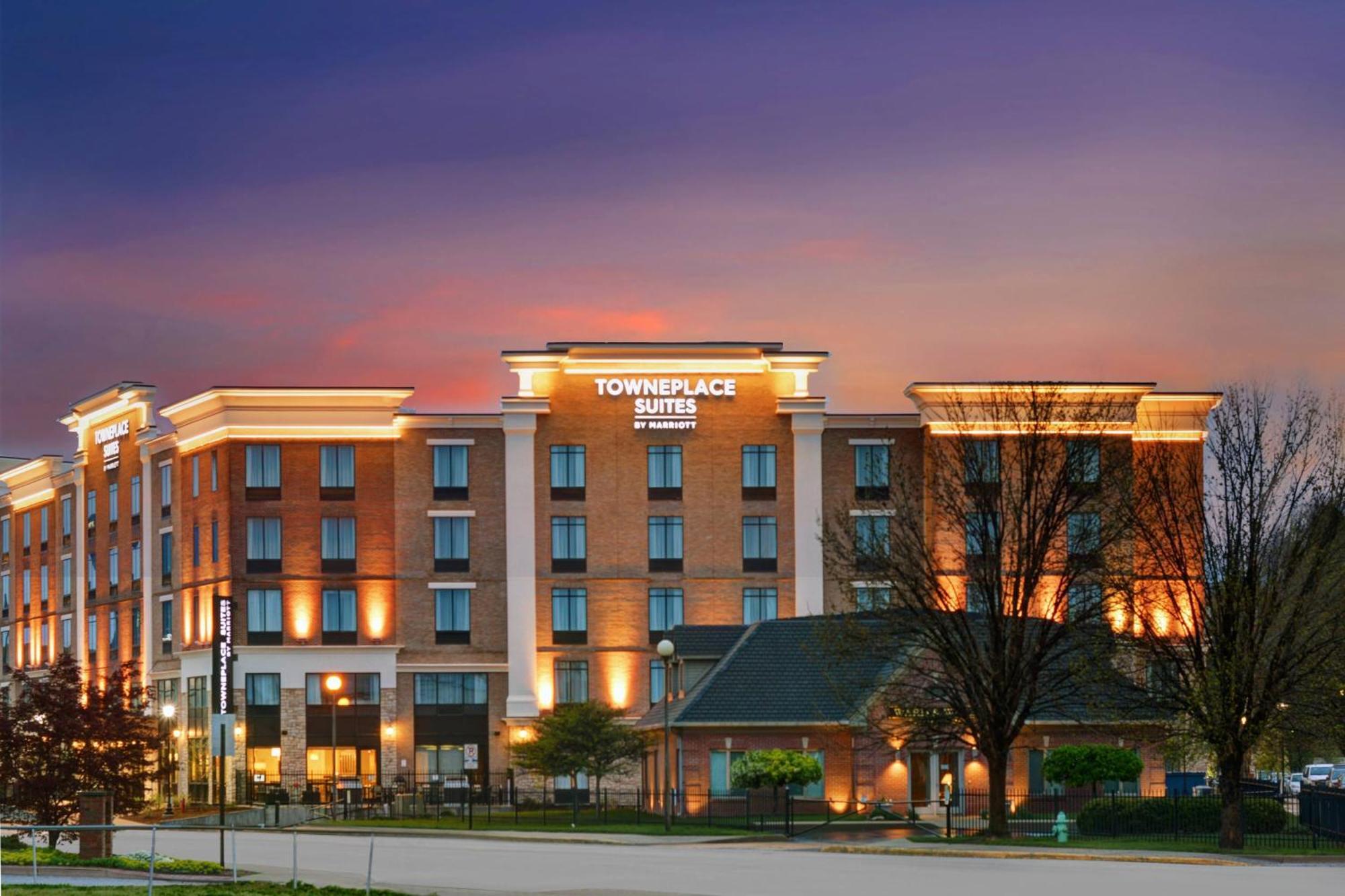 Towneplace Suites By Marriott Indianapolis Downtown Exterior foto